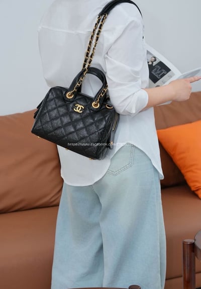 小香黑金褶皺保齡球包7