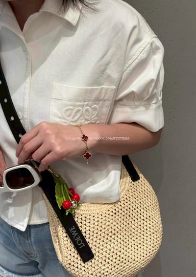 Loewe草編托特包2