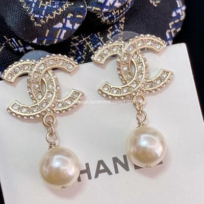 小香施華洛水晶珍珠耳環7