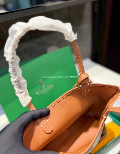 Goyard購物包14