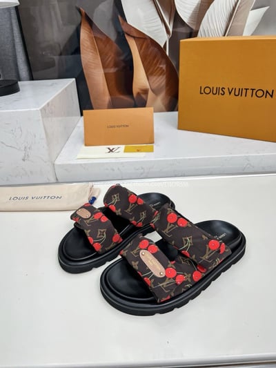Lv櫻桃厚底拖鞋  (情侶款)9