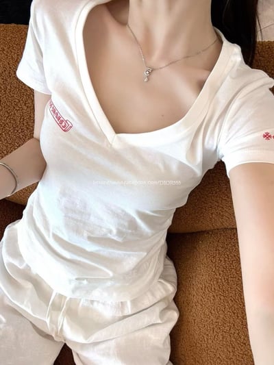 克羅心V領透視5