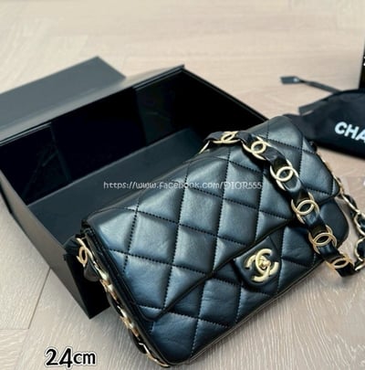 小香雙c皮穿鏈CF4