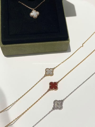  Vca mini四葉草手鍊 9