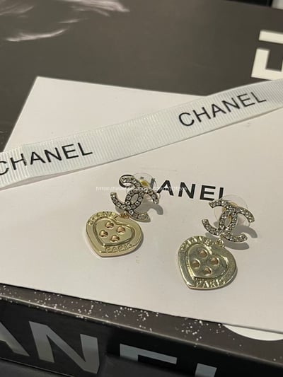 小香滿鑽愛心紐扣耳環4