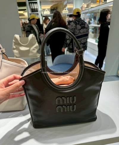  MiuMiu Ivy托特包​​8