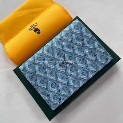  Goyard 護照夾1