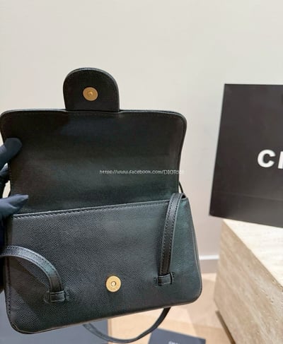 小香Preppy Coco 腋下包12