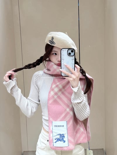 Burberry羊毛圍巾6