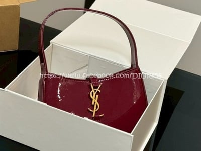 YSL 腋下包8