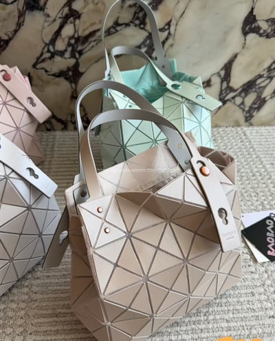 三宅一生水桶包9