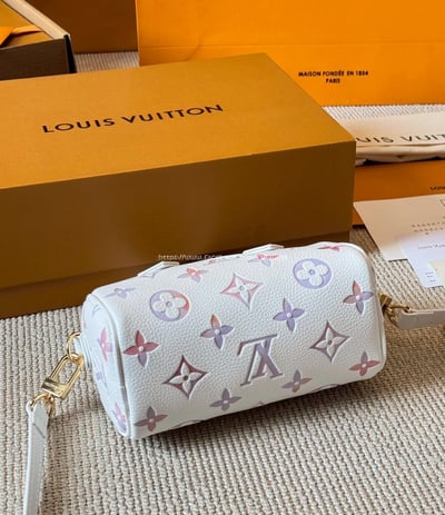  Lv speedy 枕頭包11