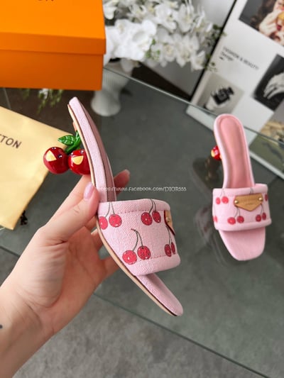 LV櫻桃跟高跟拖鞋8