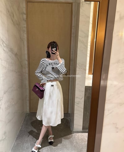 Dior五角星條紋圓領上衣3