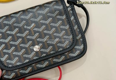 GOYARD Plumet信封包8