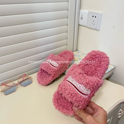 巴黎世家毛毛拖鞋10