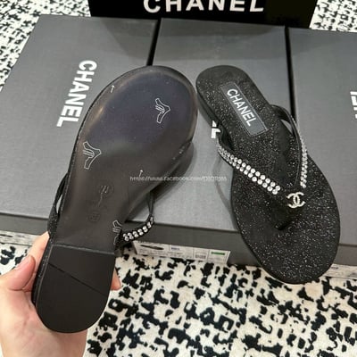 小香珍珠人字拖7