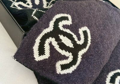 小香菱格紋羊絨圍巾12