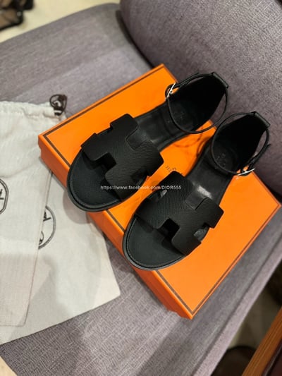  HERMES 涼鞋10