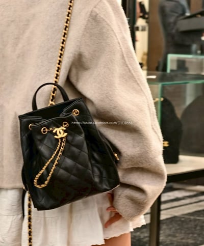 小香25B魚子醬後背包6