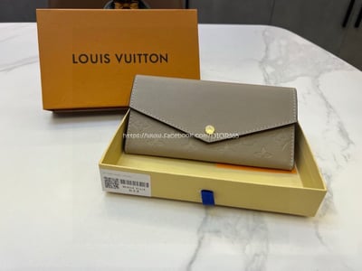 LV大象灰壓紋兩折長夾7