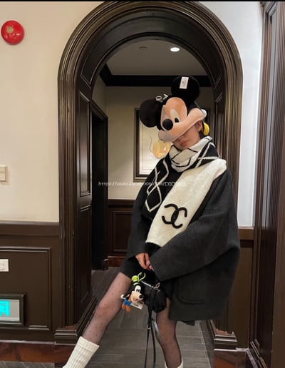 小香菱格紋羊絨圍巾4