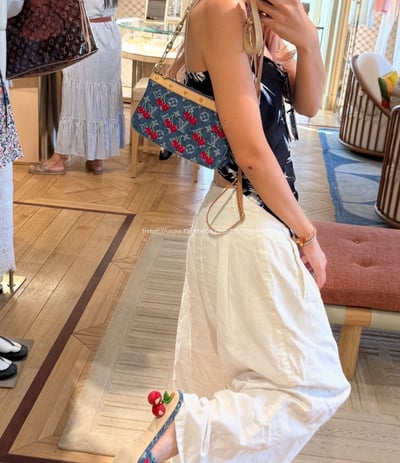 LV櫻桃牛仔麻將包3