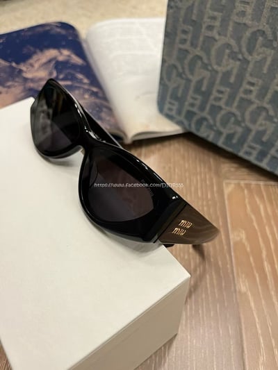 aespa寧藝卓 X Miu Miu墨鏡5