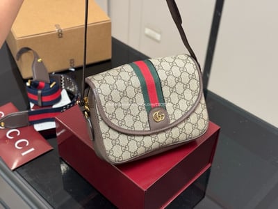 Gucci小郵差相機包9