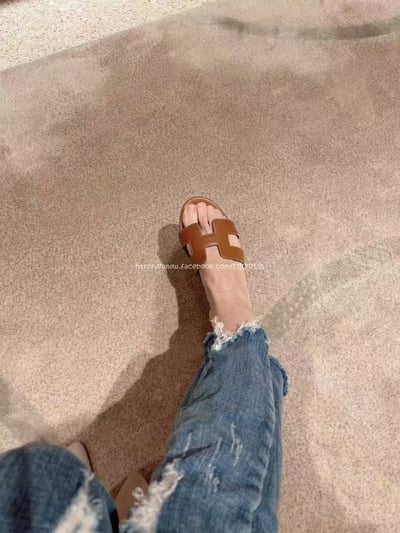 愛馬仕粗跟拖鞋3