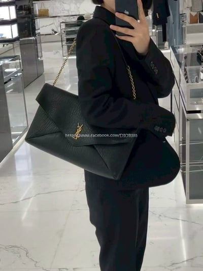 YSL  calypso信封包3