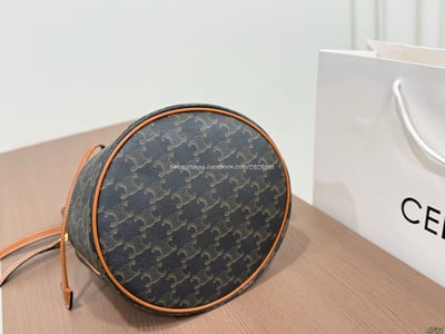 Celine 凱旋門水桶包8