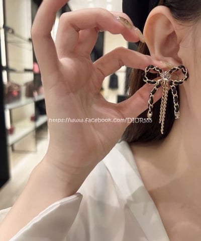 小香黑皮蝴蝶結流蘇耳環2