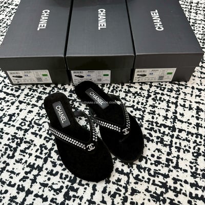 小香珍珠人字拖2