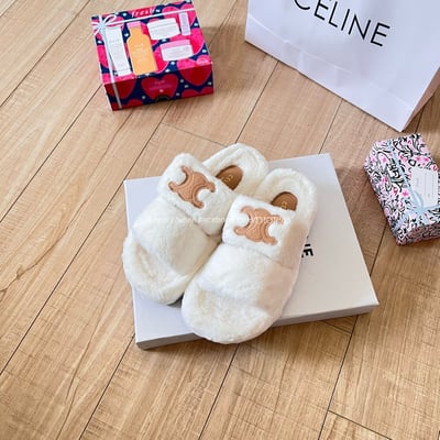 CELINE 羊羔毛拖鞋8