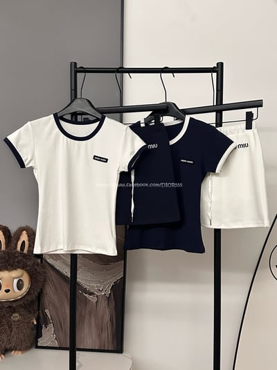 MIUMIU學院風減齡套裝(上衣+裙子)8