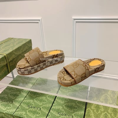 Gucci 刺繡厚底拖鞋6