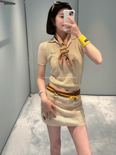 Miumiu字母小鏤空上衣 4