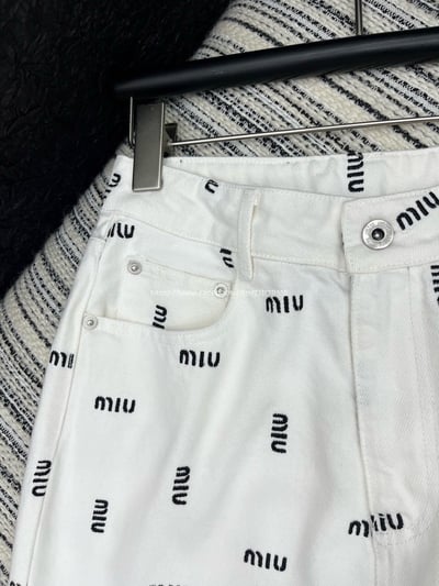 miumiu 直筒印花牛仔褲6