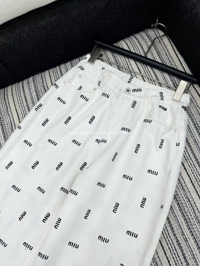 miumiu 直筒印花牛仔褲8