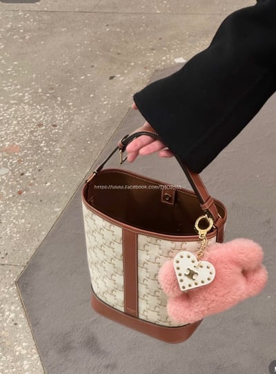  Celine白色水桶包2