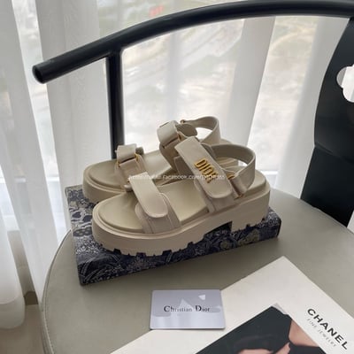 DIOR 厚底涼鞋10