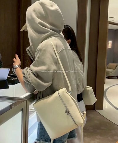  Loro Piana後背包 3