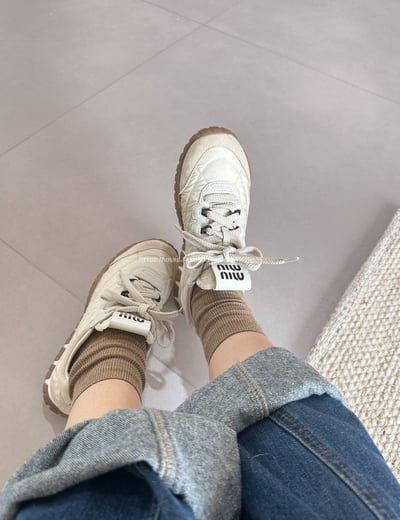 MIUMIU餅乾小白鞋3