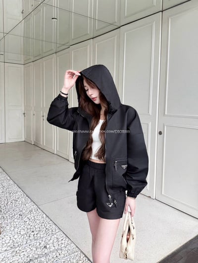 prada套裝(外套+高腰短褲 )8