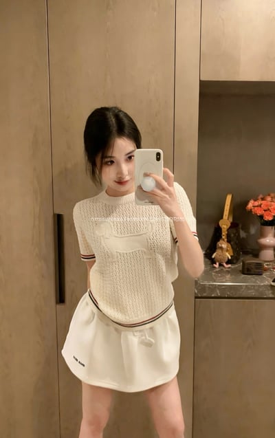 TB小狗鏤空針織上衣5