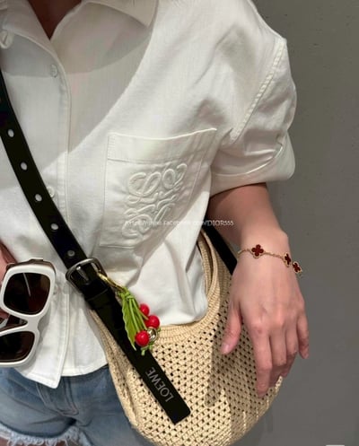 Loewe草編托特包4