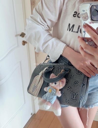 Lv 牛仔keepall 枕頭包4