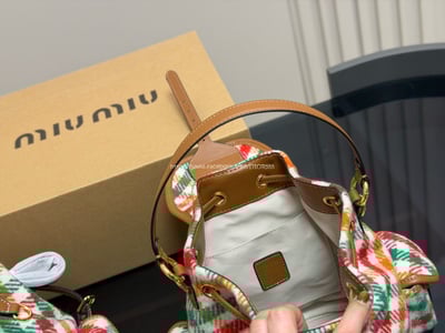 Miu Miu格紋泰迪後背包11