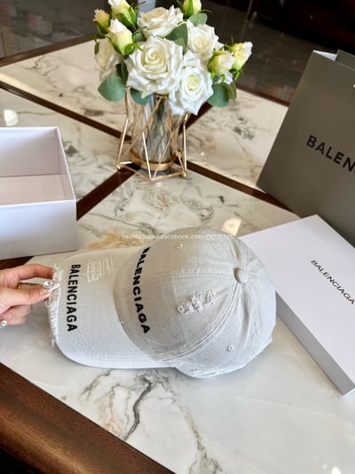 巴黎世家棒球帽7